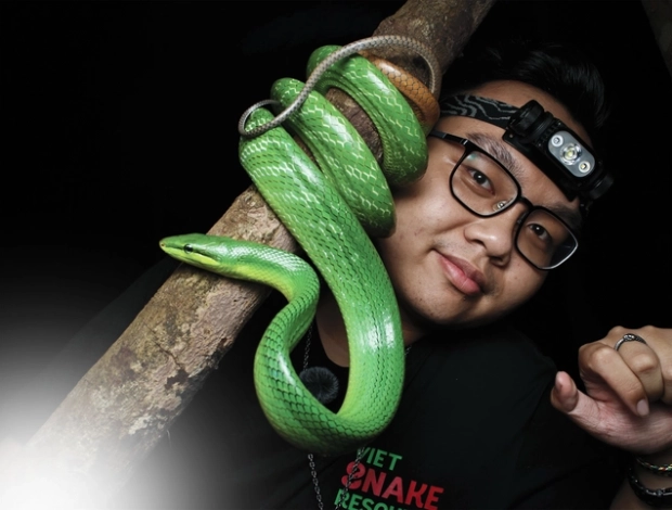 Viet Snake Recuser 